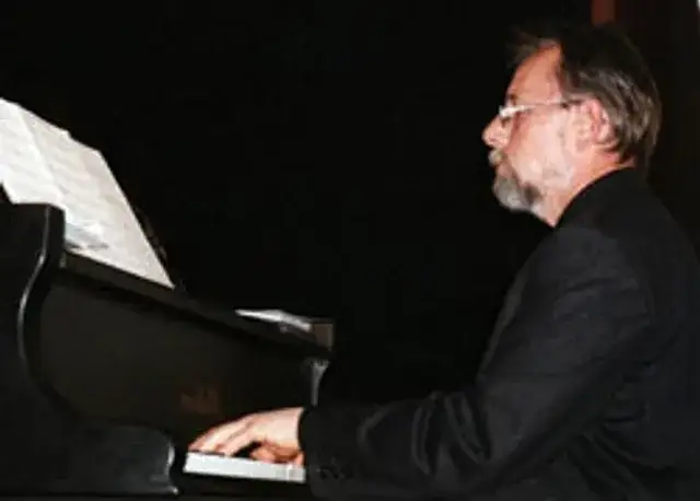 Zdjęcie Janusz Bogacki: Mistrz Muzyki Filmowej i Teatralnej - Kariera