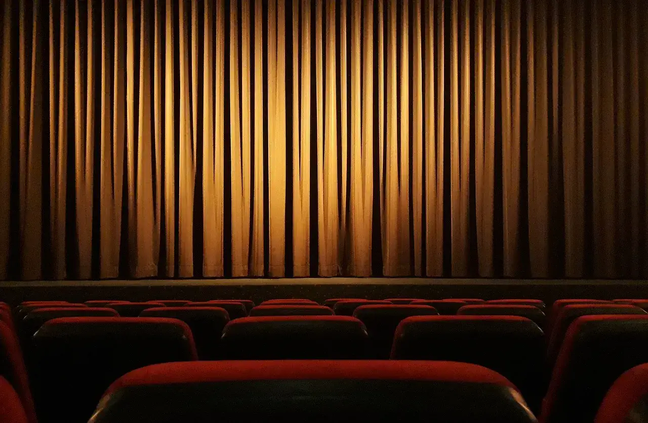 Zdjęcie Przerwa w teatrze - czym jest i dlaczego jest tak ważna?