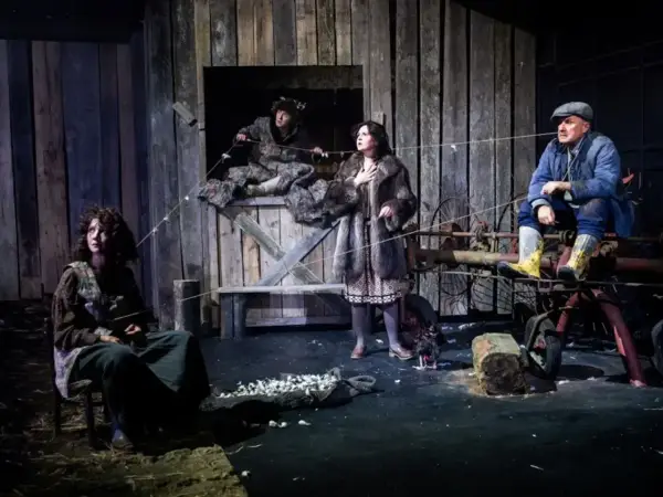 Tournée teatralne - więcej niż podróż. Poznaj jego sens!
