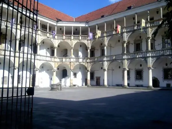 Najpiękniejsze zabytki renesansu w Polsce i Europie – historia i znaczenie kulturowe